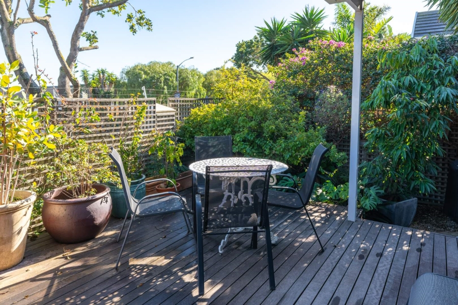 To Let 3 Bedroom Property for Rent in Royal Ascot Western Cape
